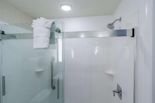 Hilton Garden Inn Salina image 2